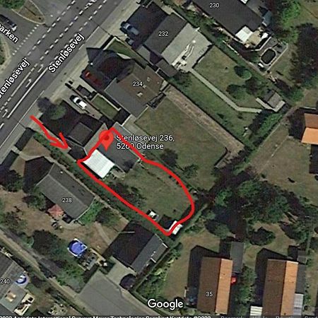 Stuelejlighed Med Have Og Overdaekket Terrasse Odense Eksteriør bilde